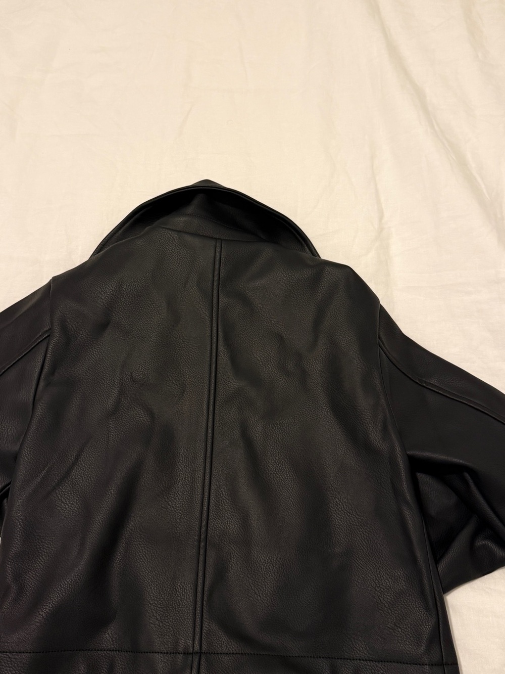White fox boutique wfb In The Shadows PU Jacket Black size small - Picture 5 of 5